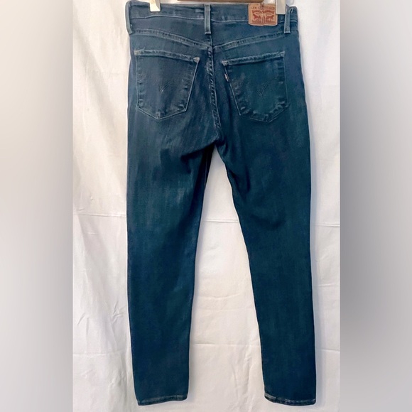 Levi’s 311 Shaping Skinny Jeans - Picture 3 of 3